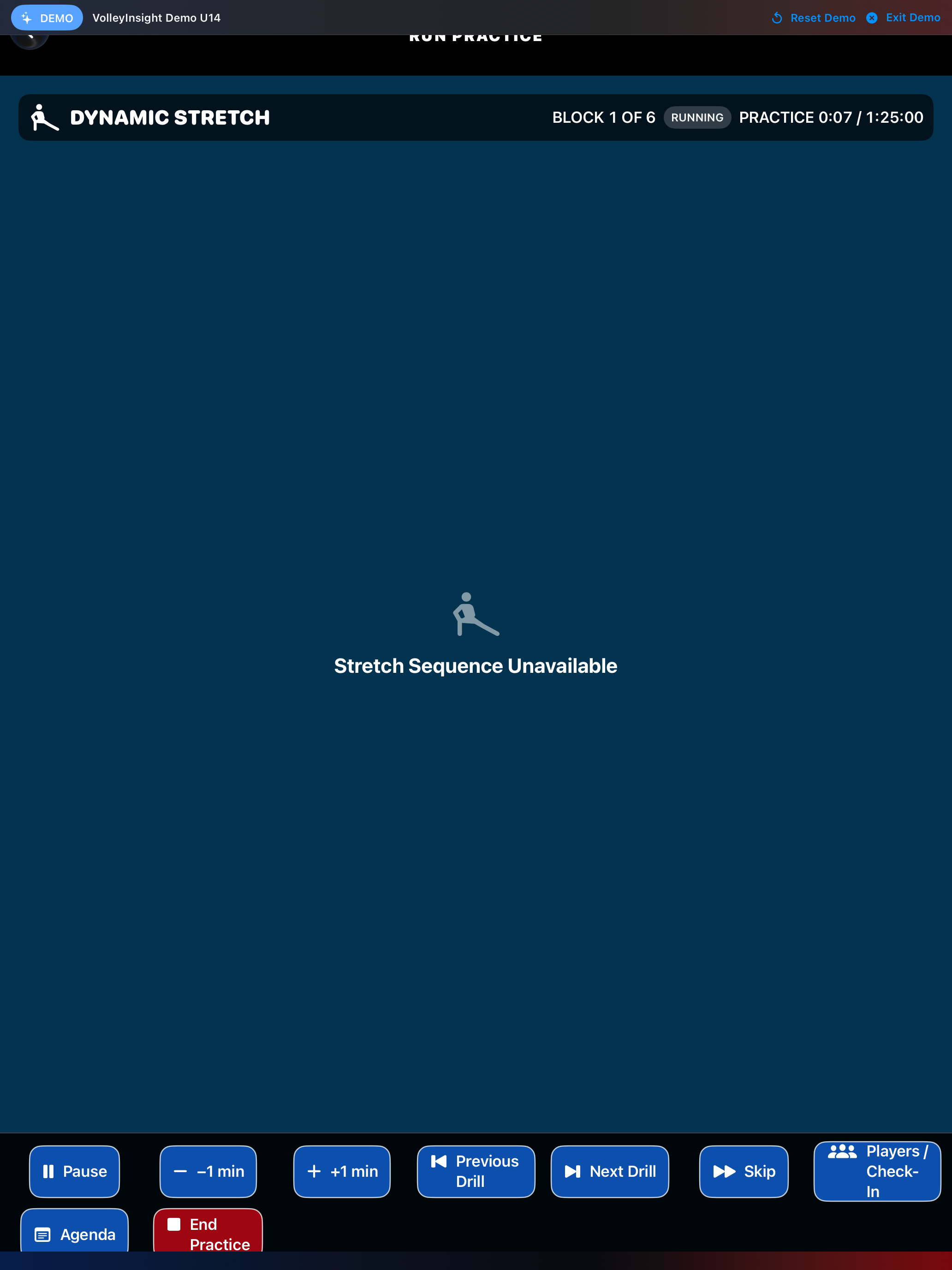 Live Dynamic Stretch practice block with timer and courtside controls.